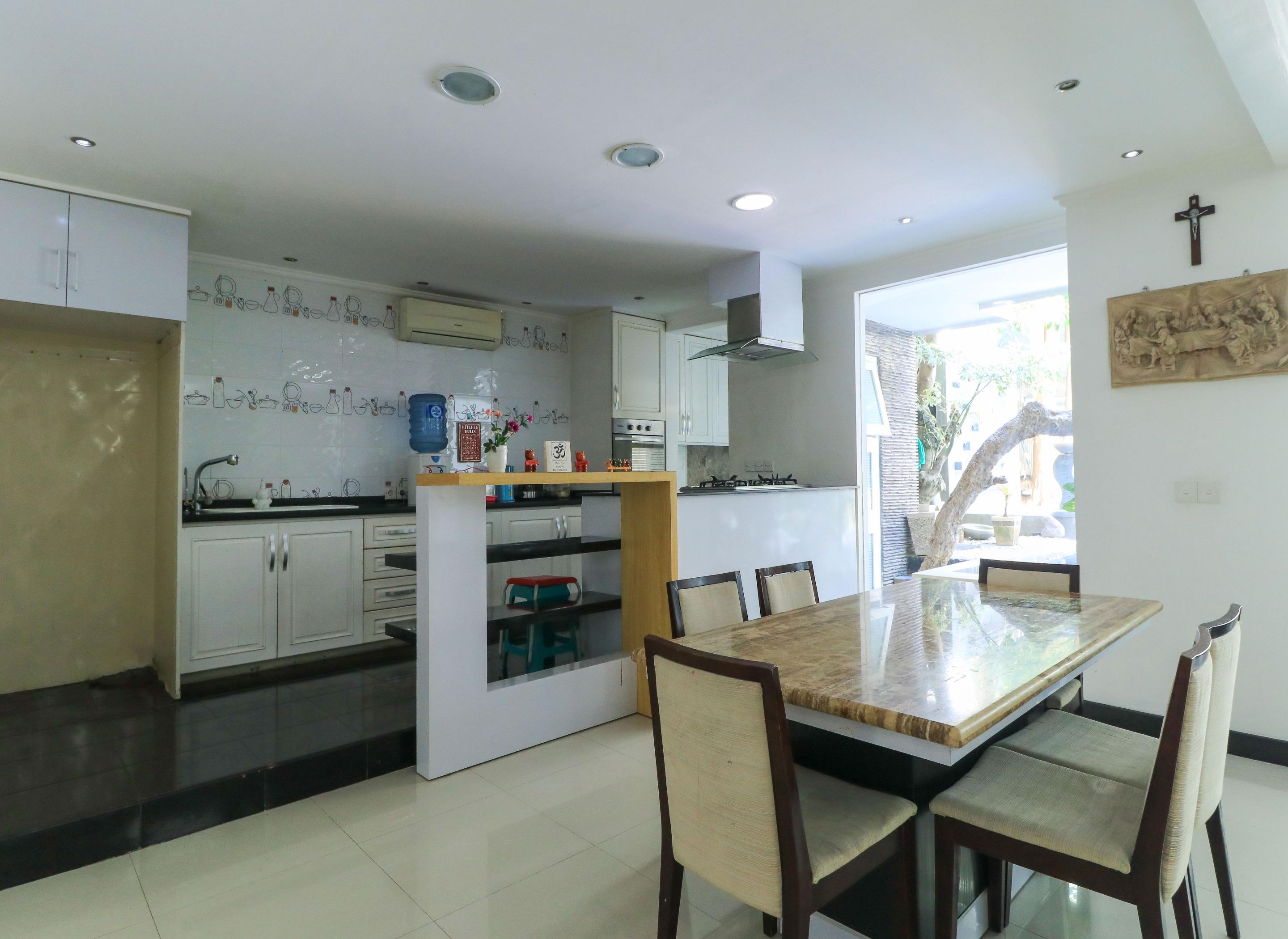 Kubu Kalih Residence Denpasar  Luaran gambar